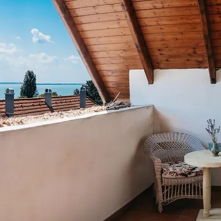 Cselling Udvarhaz Maison d'hôtes 3*