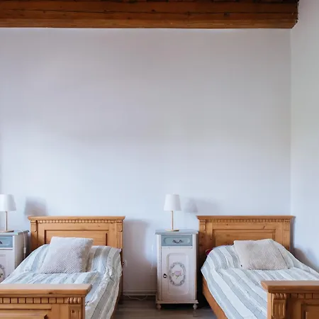 Cselling Udvarhaz Ревфюлёп