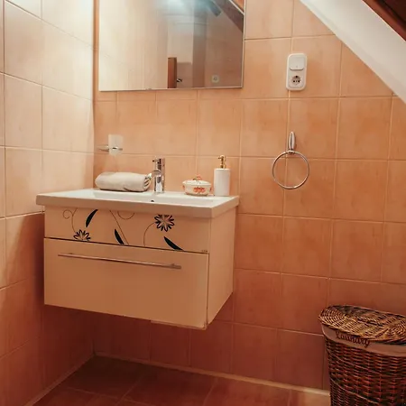 Maison d'hôtes Cselling Udvarhaz Révfülöp