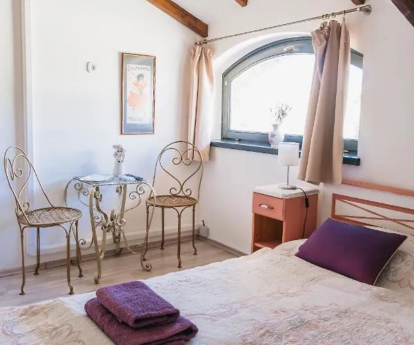 Gasthof Cselling Udvarhaz 3*