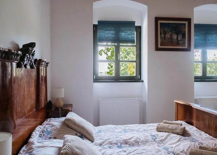 Cselling Udvarhaz Gæstehus 3*
