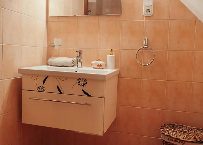 Gasthof Cselling Udvarhaz Révfülöp