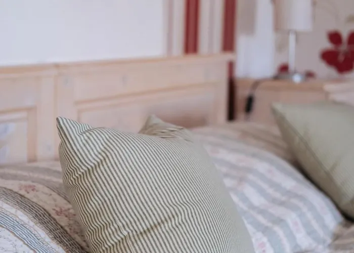 Cselling Udvarhaz Révfülöp