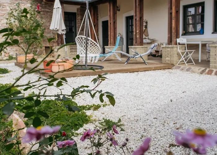 Gasthof Cselling Udvarhaz 3*